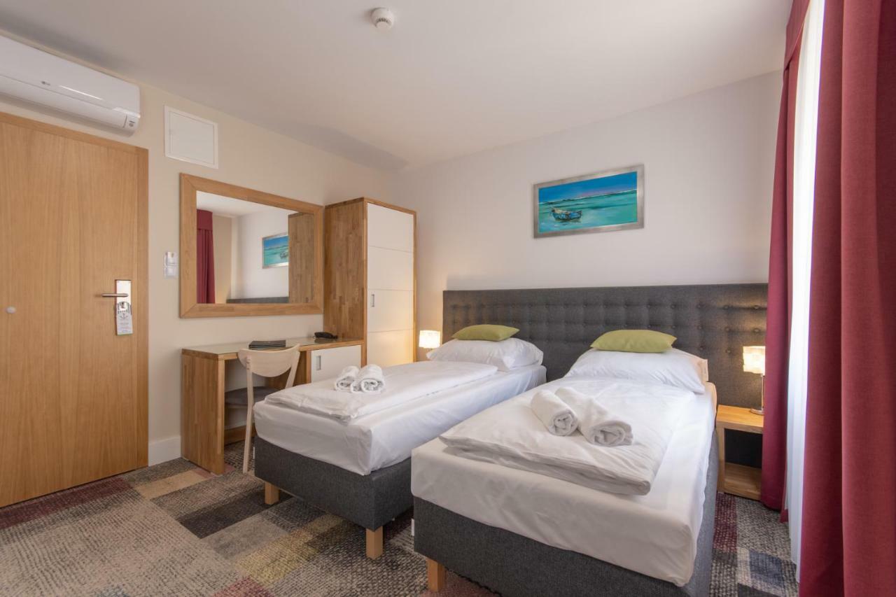 Marina Pallatium Premium Floor Kamien Pomorski Buitenkant foto