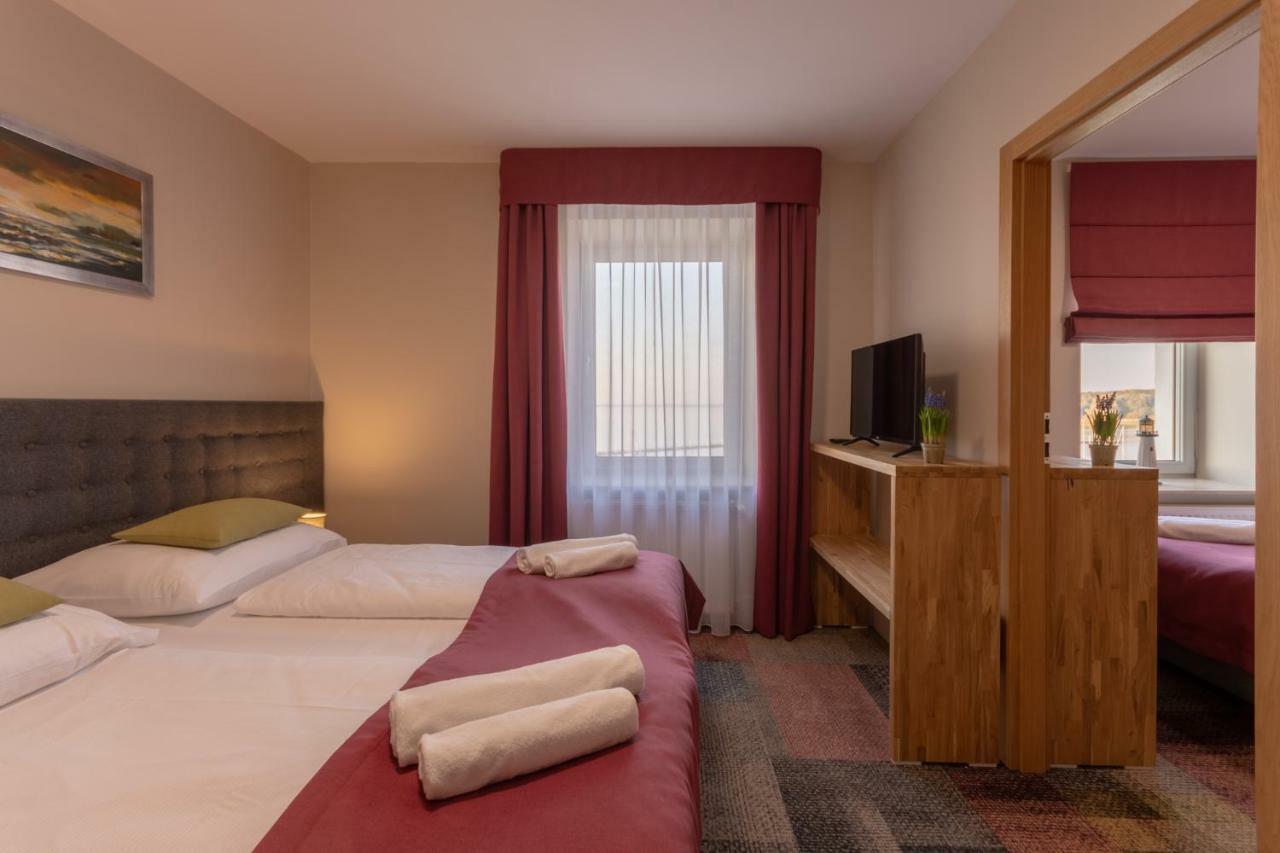 Marina Pallatium Premium Floor Kamien Pomorski Buitenkant foto